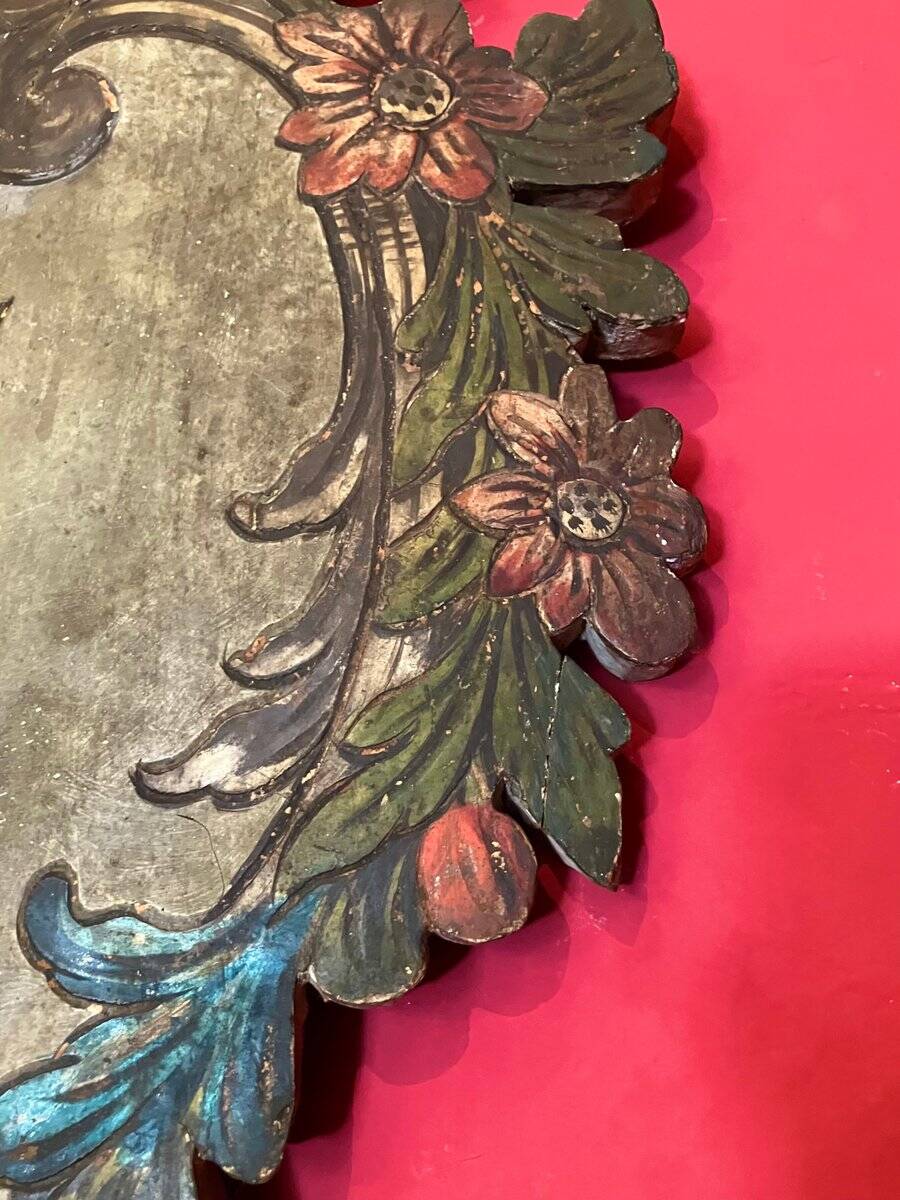 18th Century Rococo Venetian Polychrome and Mecca Lacquered Wooden Wall Sconces with Iron Arms, Set of 2