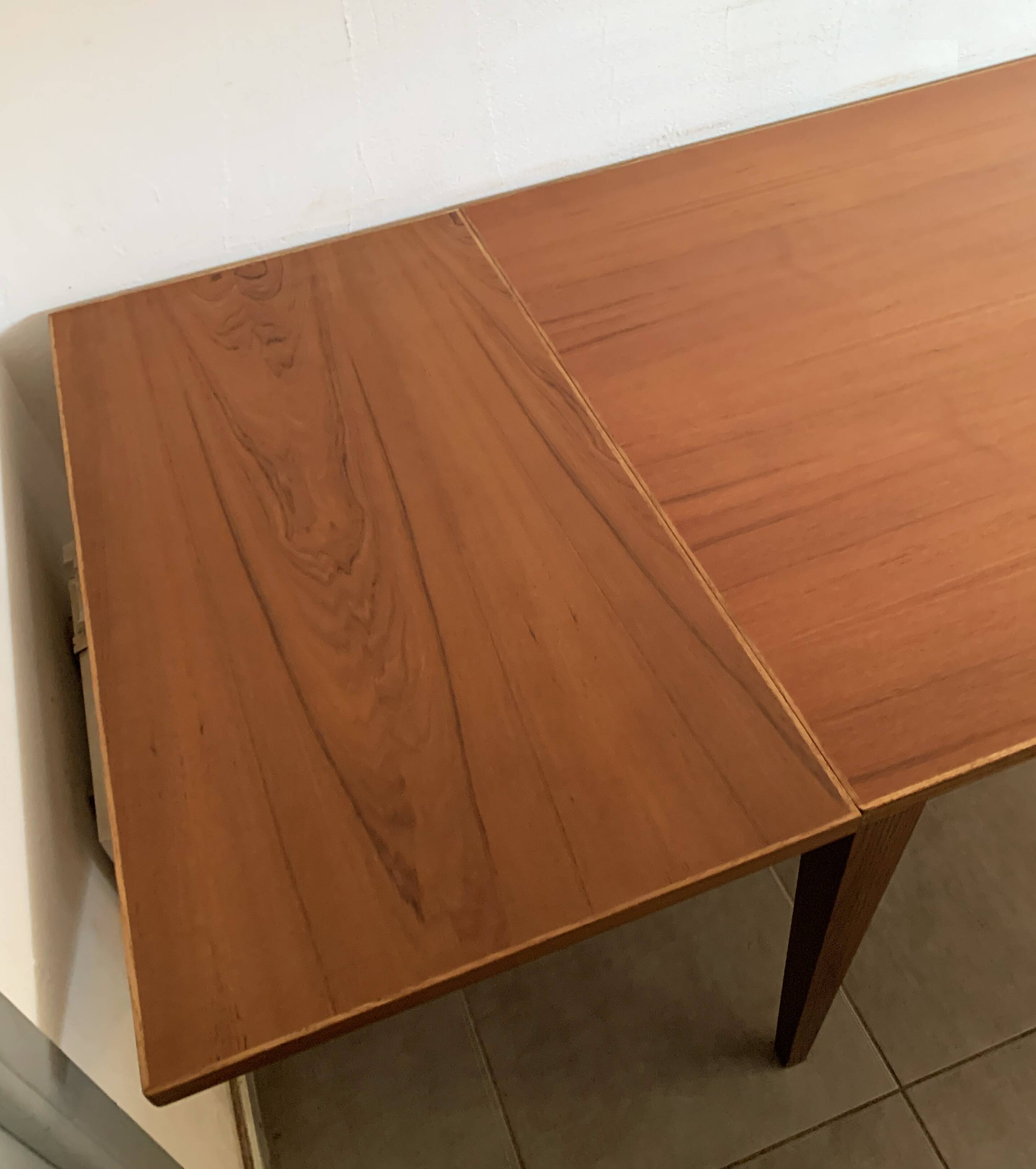Grande table de ferme en chene des années 50 extensible