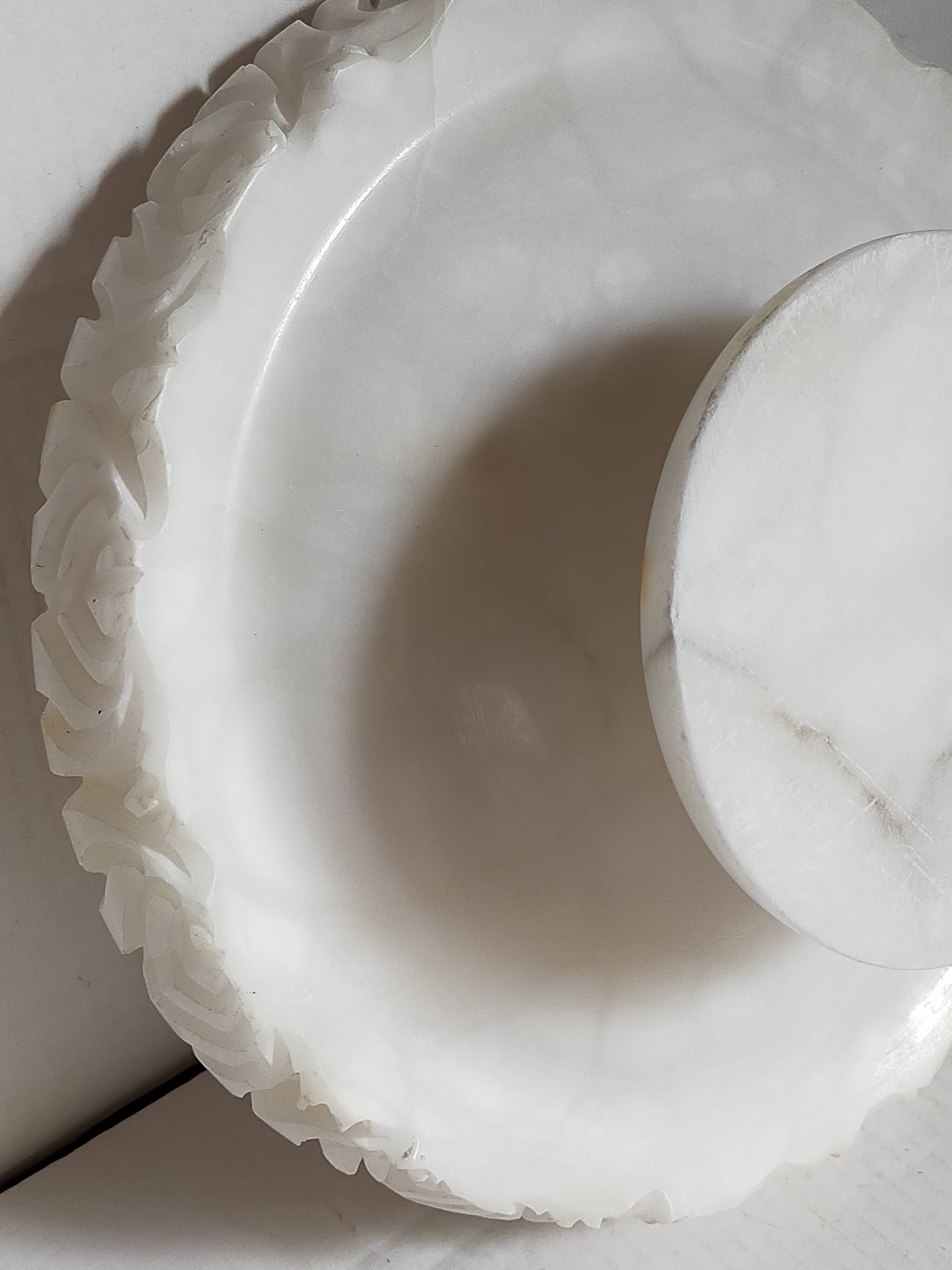 Alabaster fruit bowl from the 70s