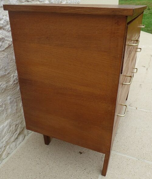 Vintage dresser