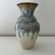 Vase aux coulures bleutées 