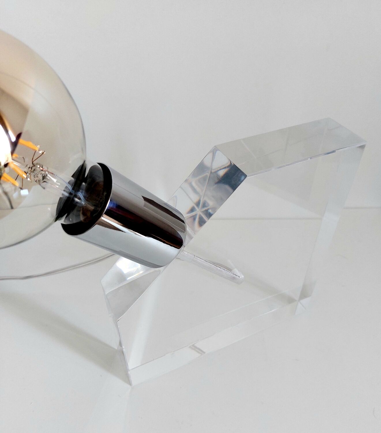 Designer polycarbonate lamp