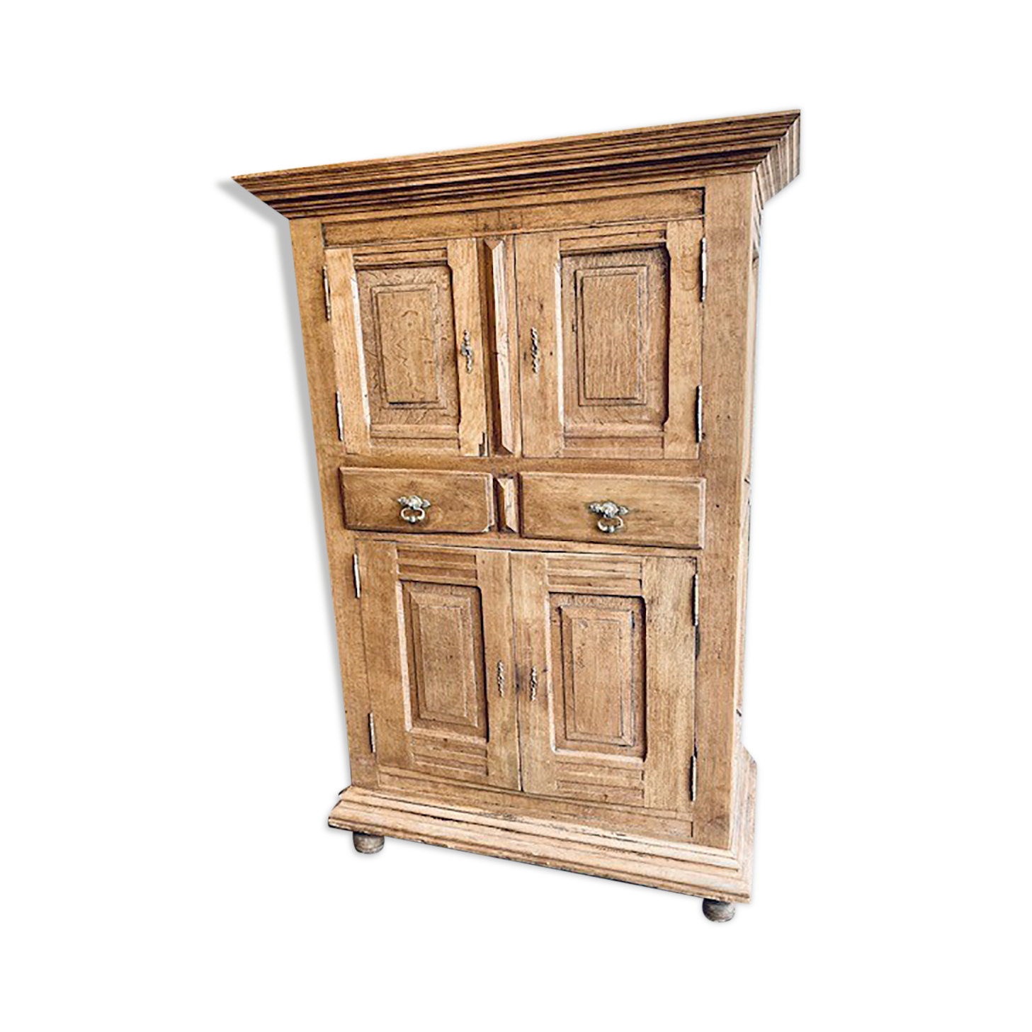 Rustic chic chest of drawers