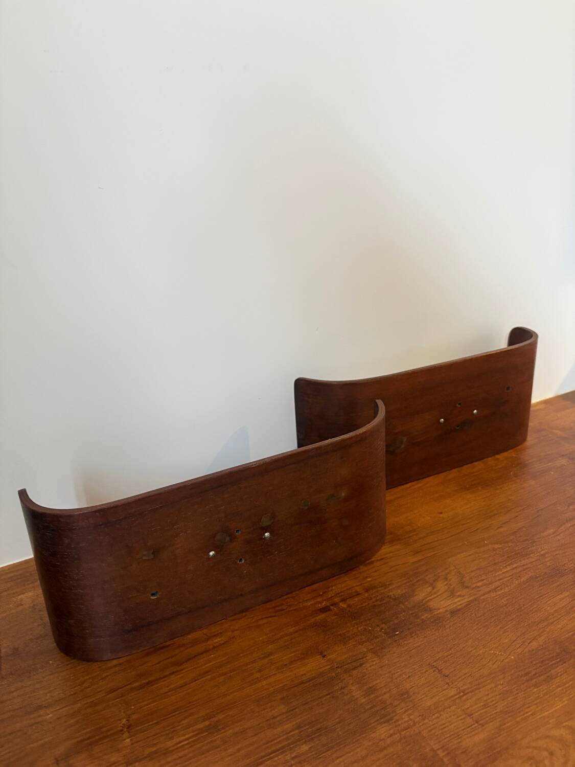 Surf wall lights by Goffredo Reggiani