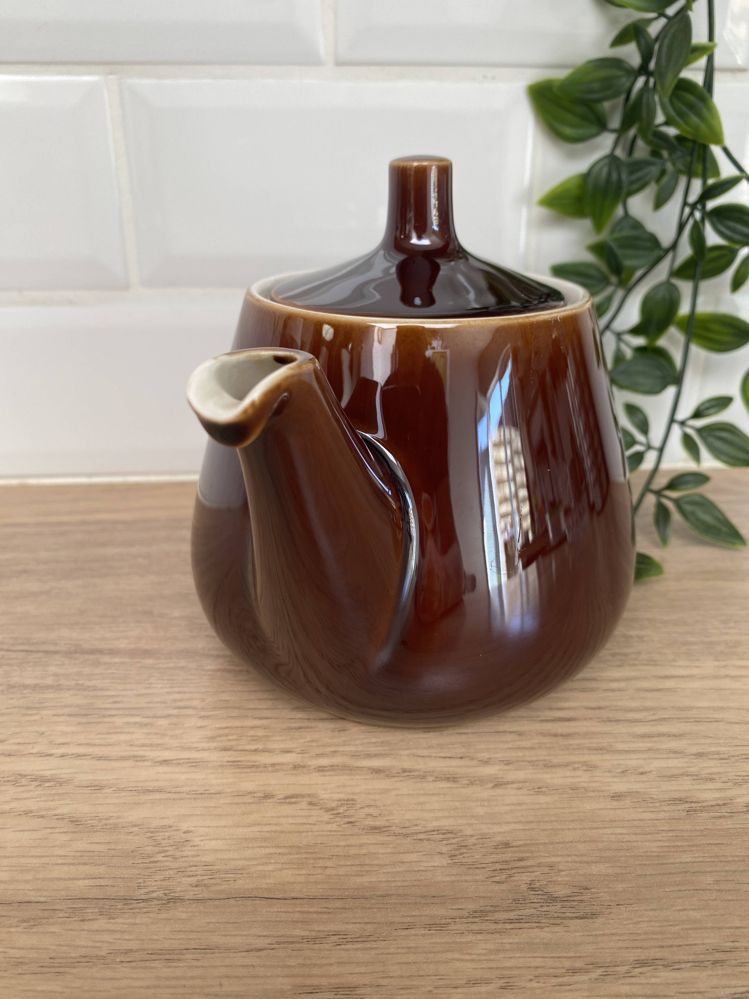 Villeroy and Boch teapot