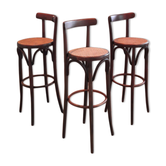Ensemble de 3 tabourets de bar en bois courbé avec assise en rotin années 70 80