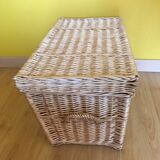 Wicker storage box