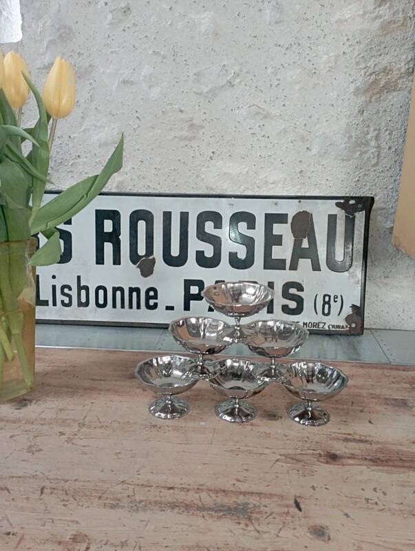 Lot de 6 coupelles en métal vintage