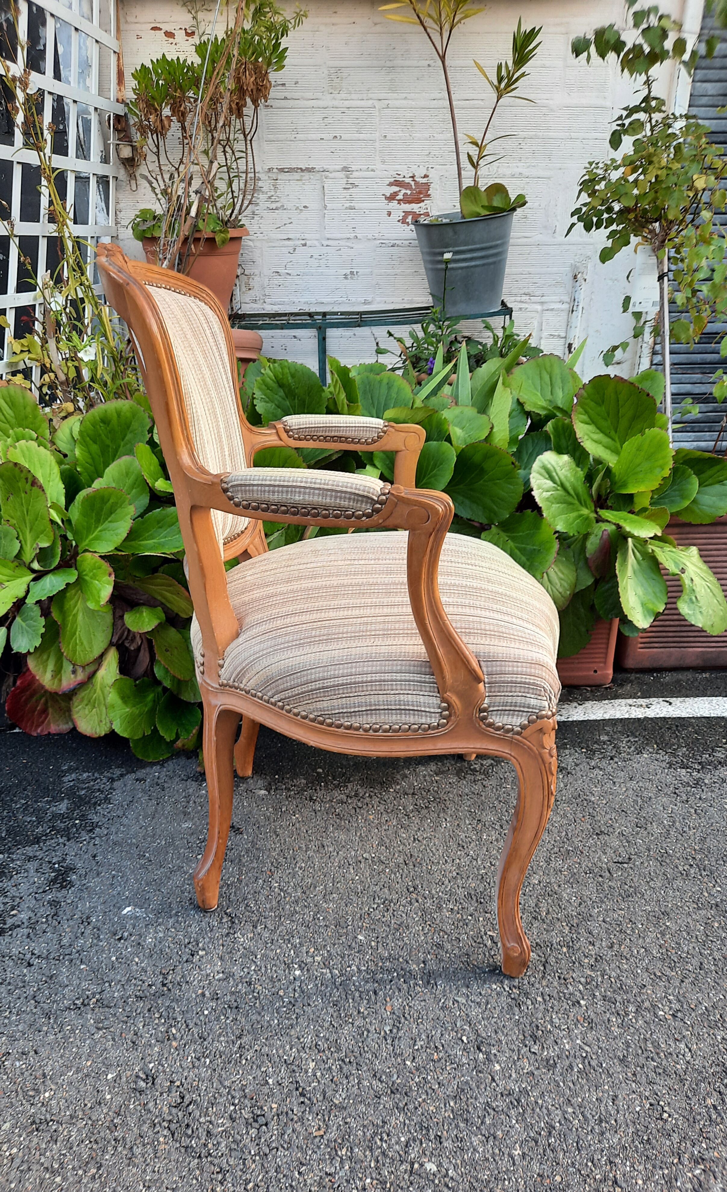 Fauteuil de style Louis XV