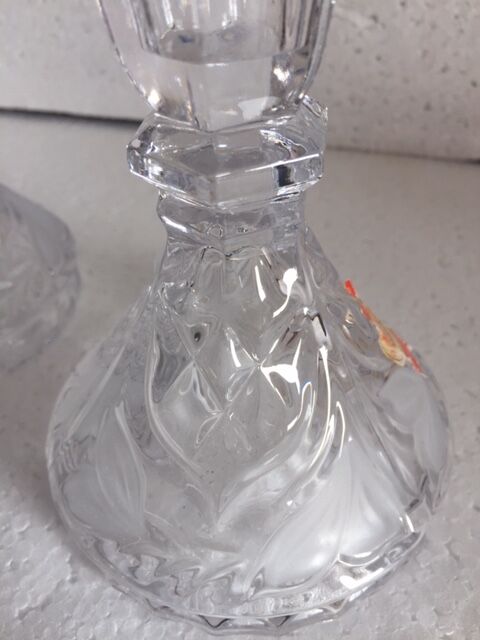 Cut crystal bougeoirs