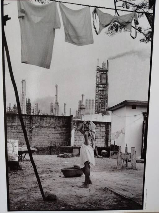 Vintage black & white photo to frame paper edition