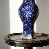 Large Moroccan vase/jar from Fès, handcrafted ceramic Khabia, 19th-20th century, cobalt.