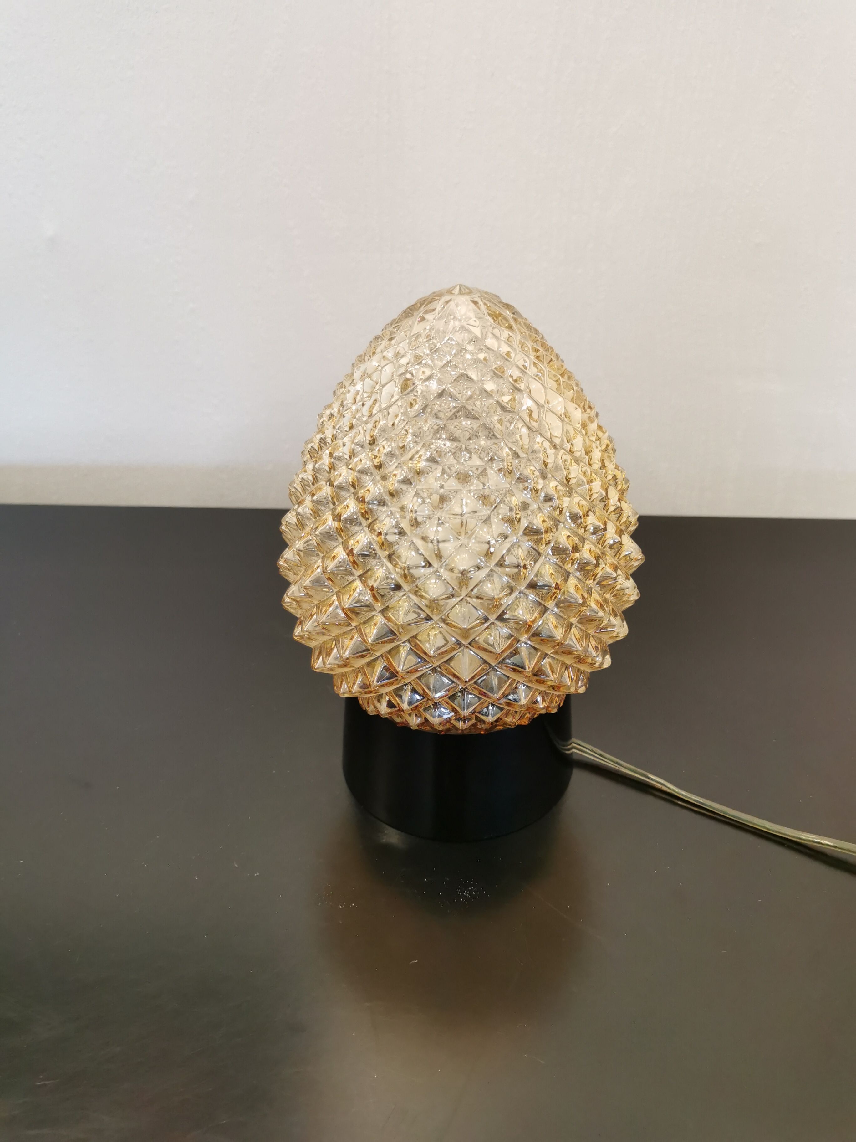 Pineapple lamp