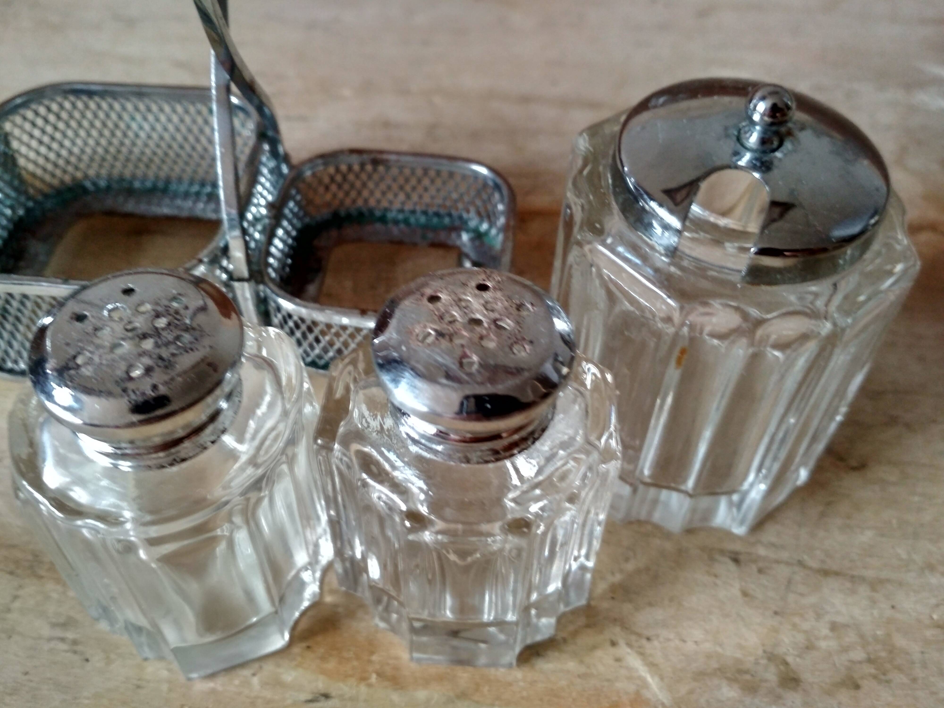 Set of 2 small salt pots and mustard pot in molded glass on their metal servant