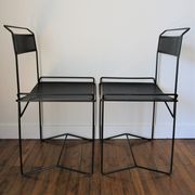 Paire de chaises acier métal perforé design années 80