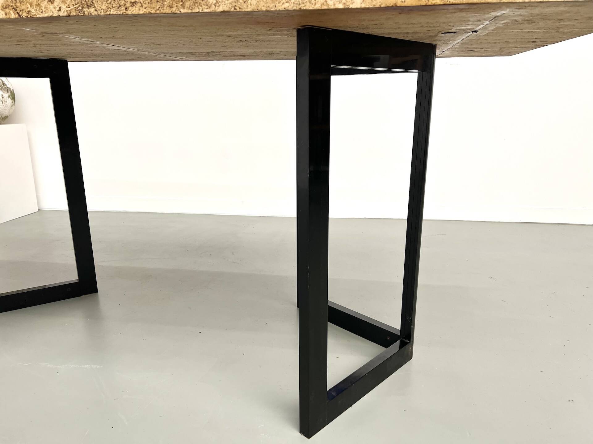 Table à manger en travertin, Italie, circa 1970