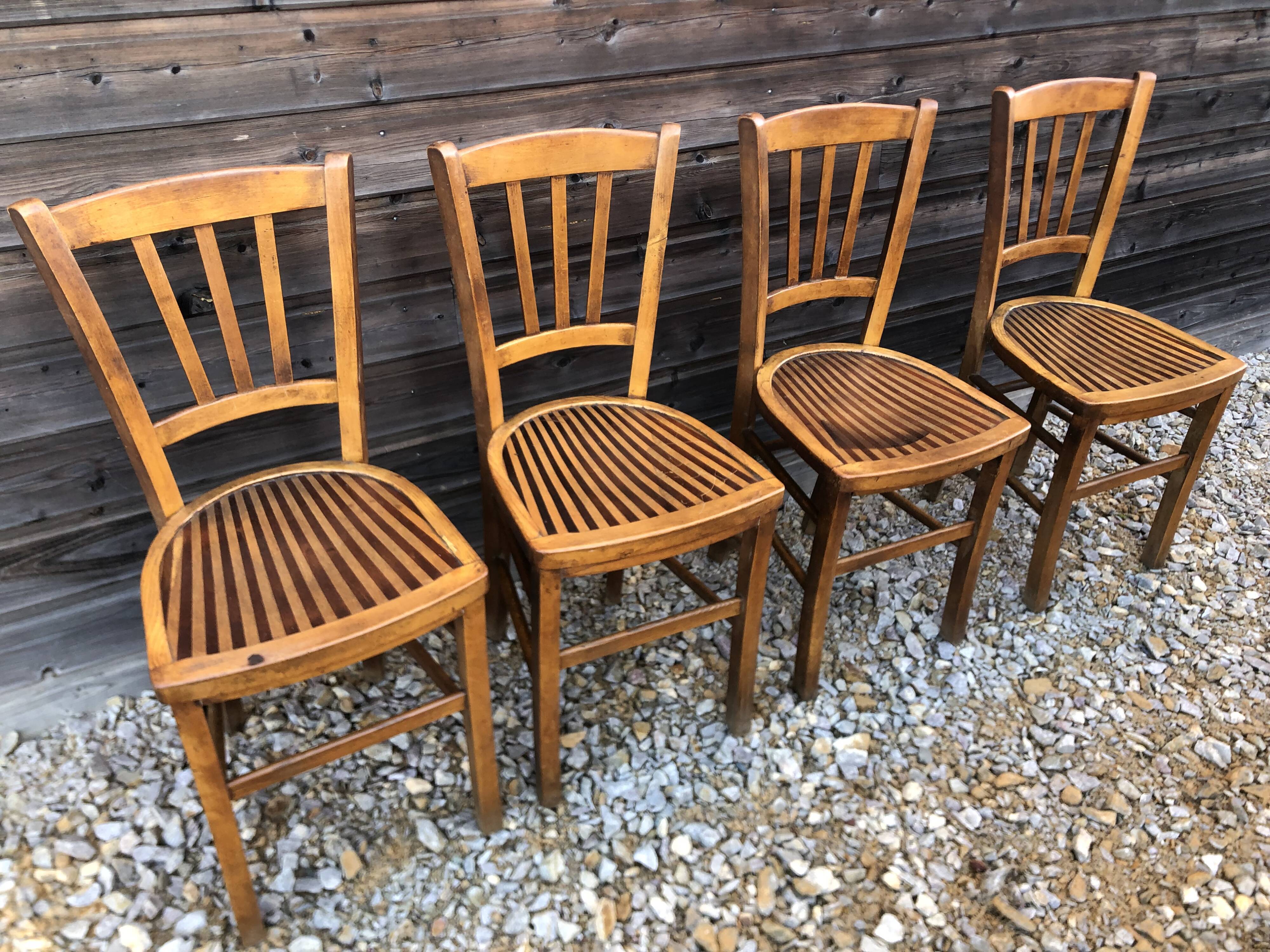 4 chaises bistro
