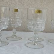 6 verres à pied