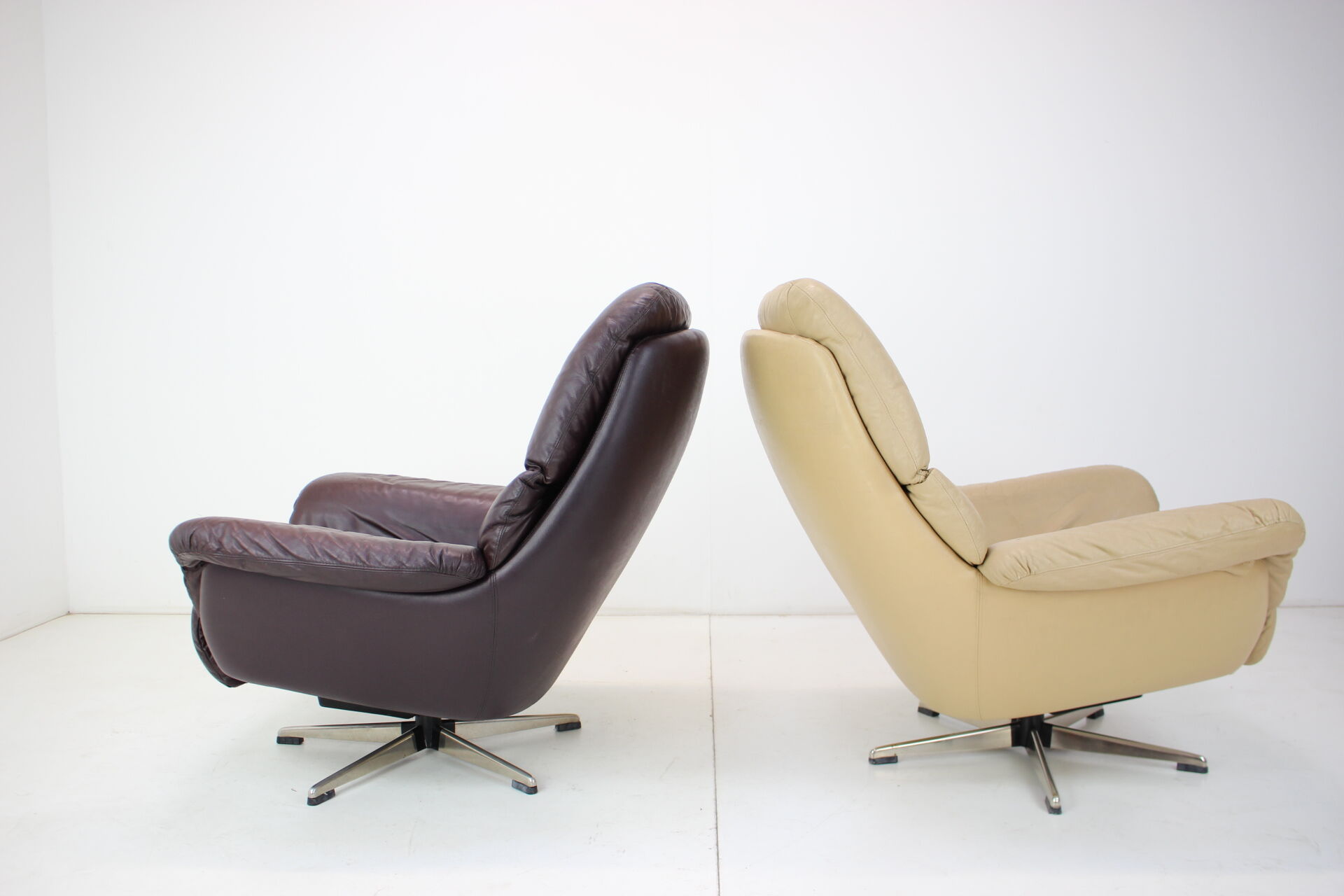 Set of two scandinavian adjustable leather armchairs by peem, 1970s, finland