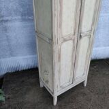 Small Parisian wardrobe