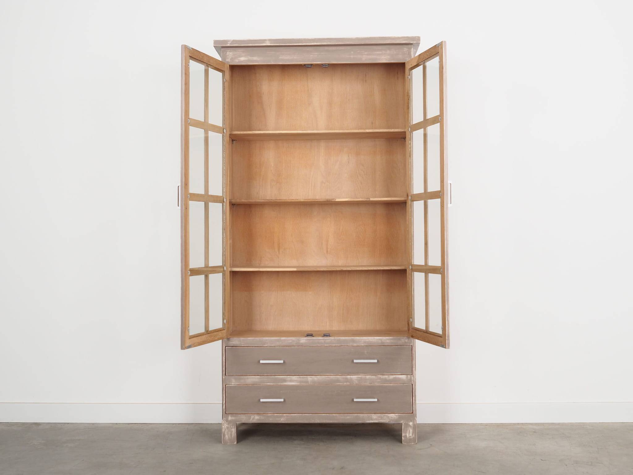 Oak showcase, Danish design, 1980s, production: Denmark
