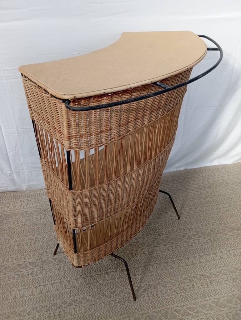 1960s rattan and metal bar counter
