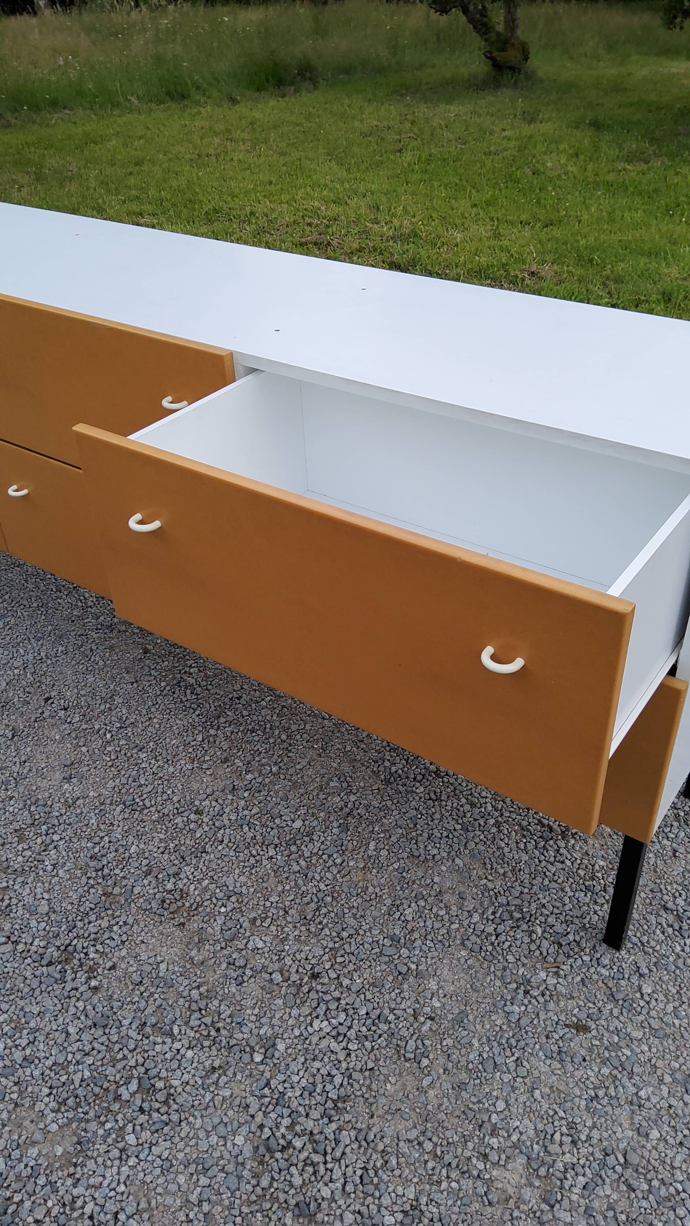 Enfilade store furniture of the 70s six large drawers