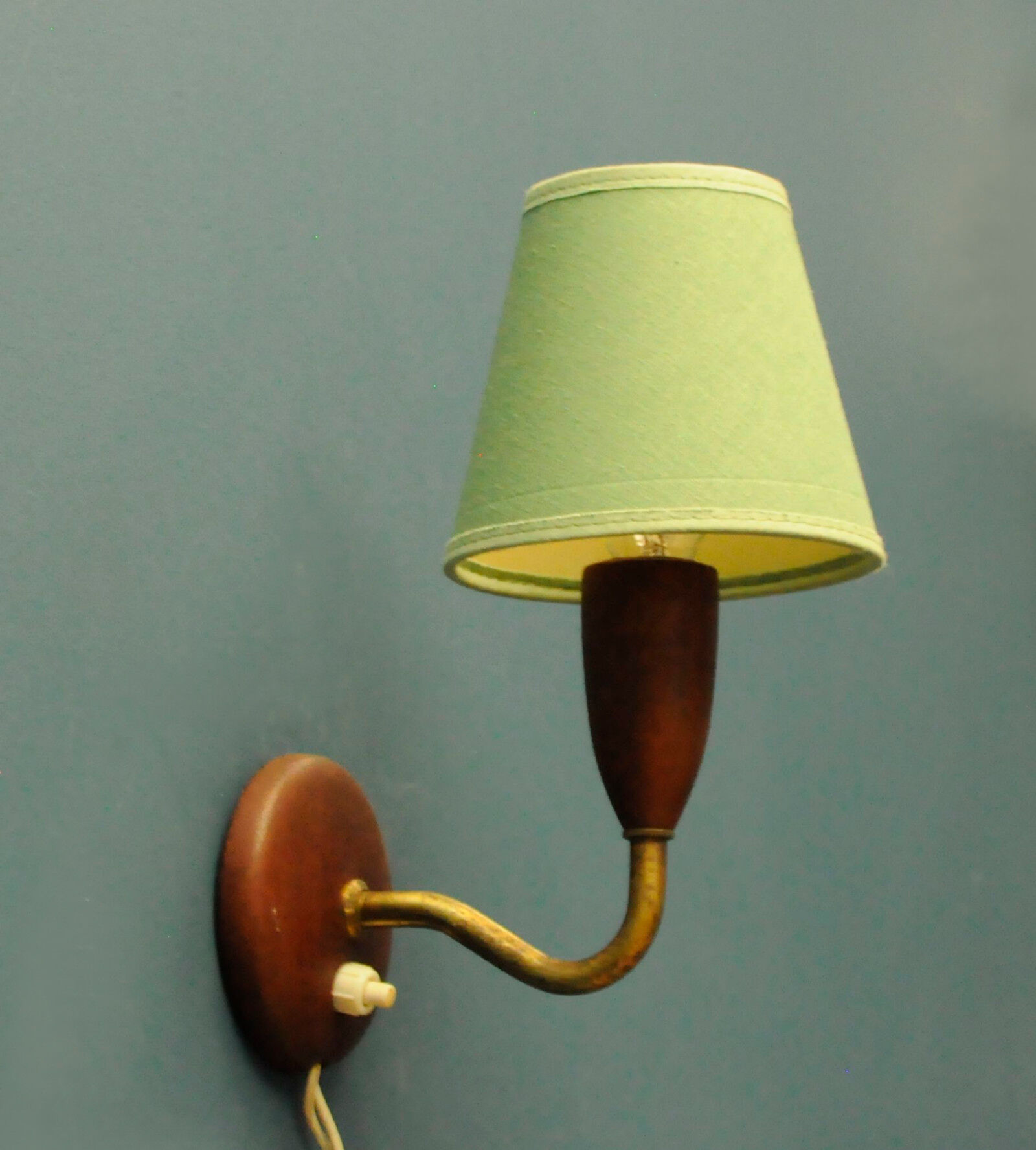 Retro teak wall lamp from the 1950s