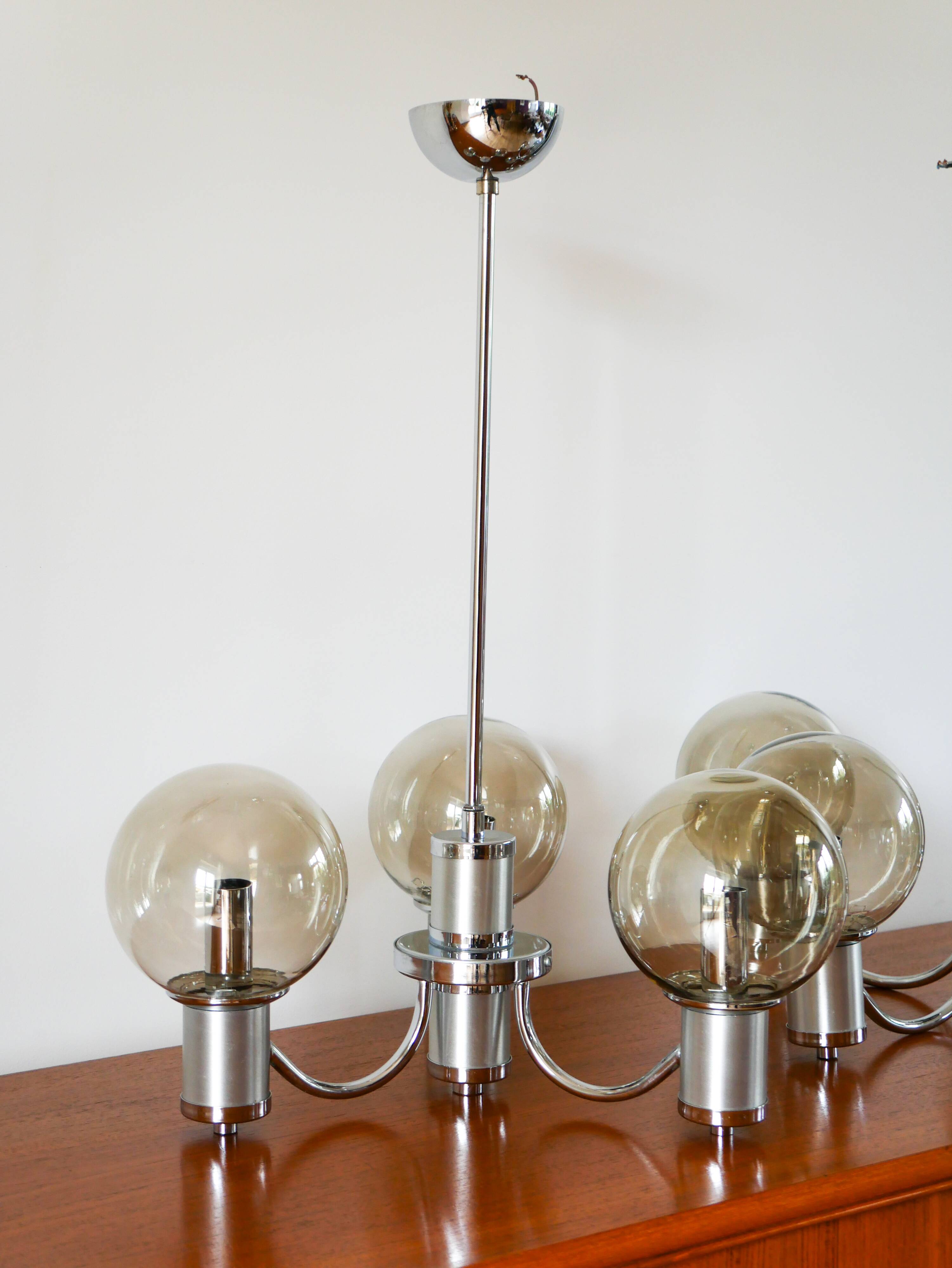 Three-branched chandelier, in chrome and smoked glass globes, Design, 1970