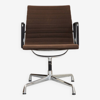 Charles & Ray Eames Chair EA 108 Chair for Vitra