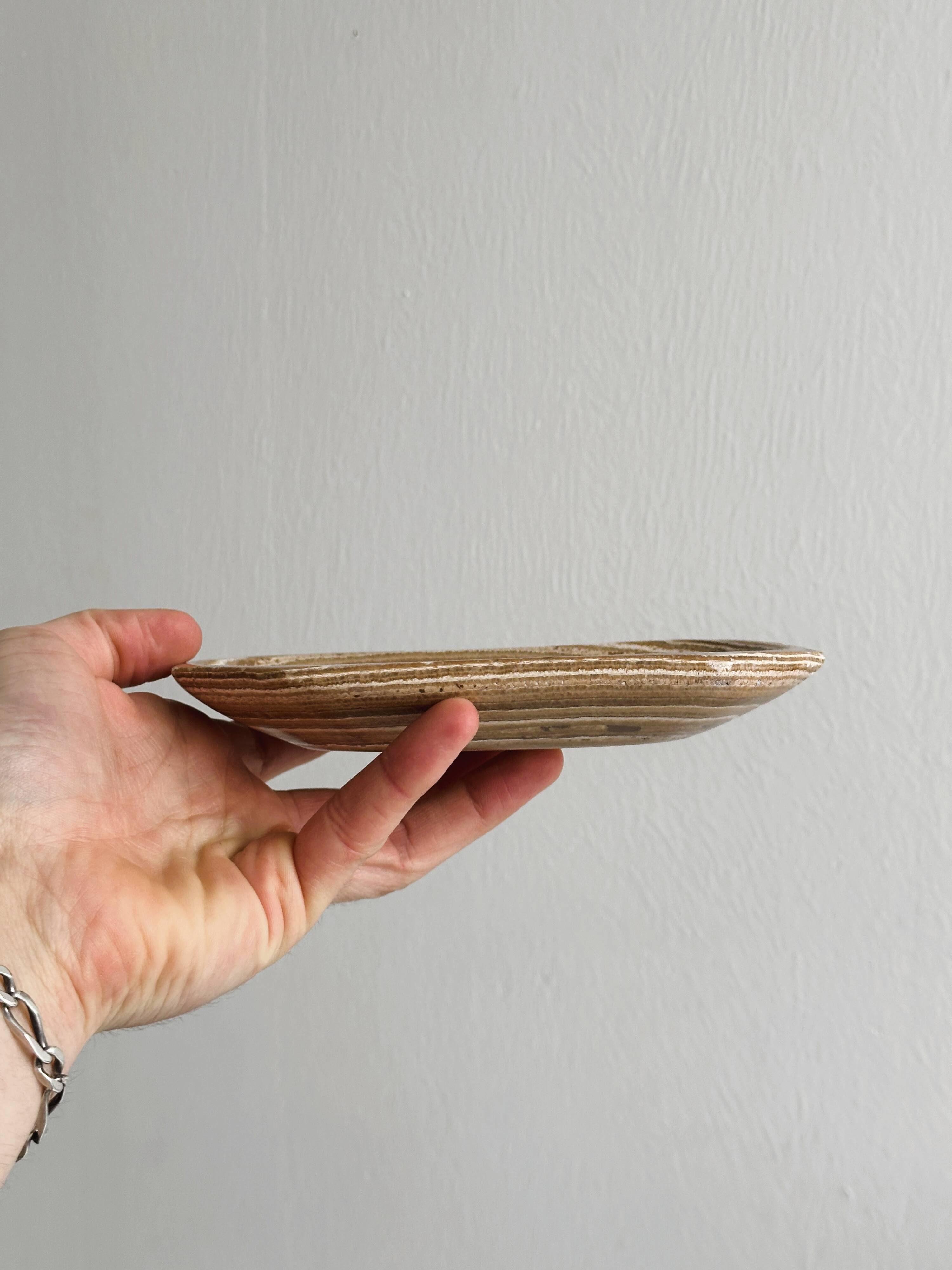Empty pocket bowl, soap dish in marbled stone effect