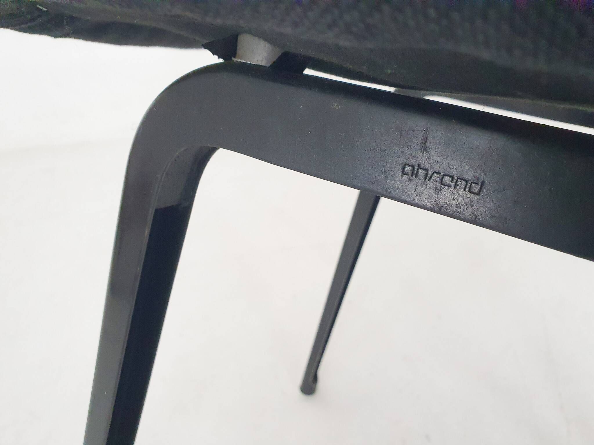Friso Kramer for Ahrend de Cirkel "revolt" chair with arm remains, The Nether