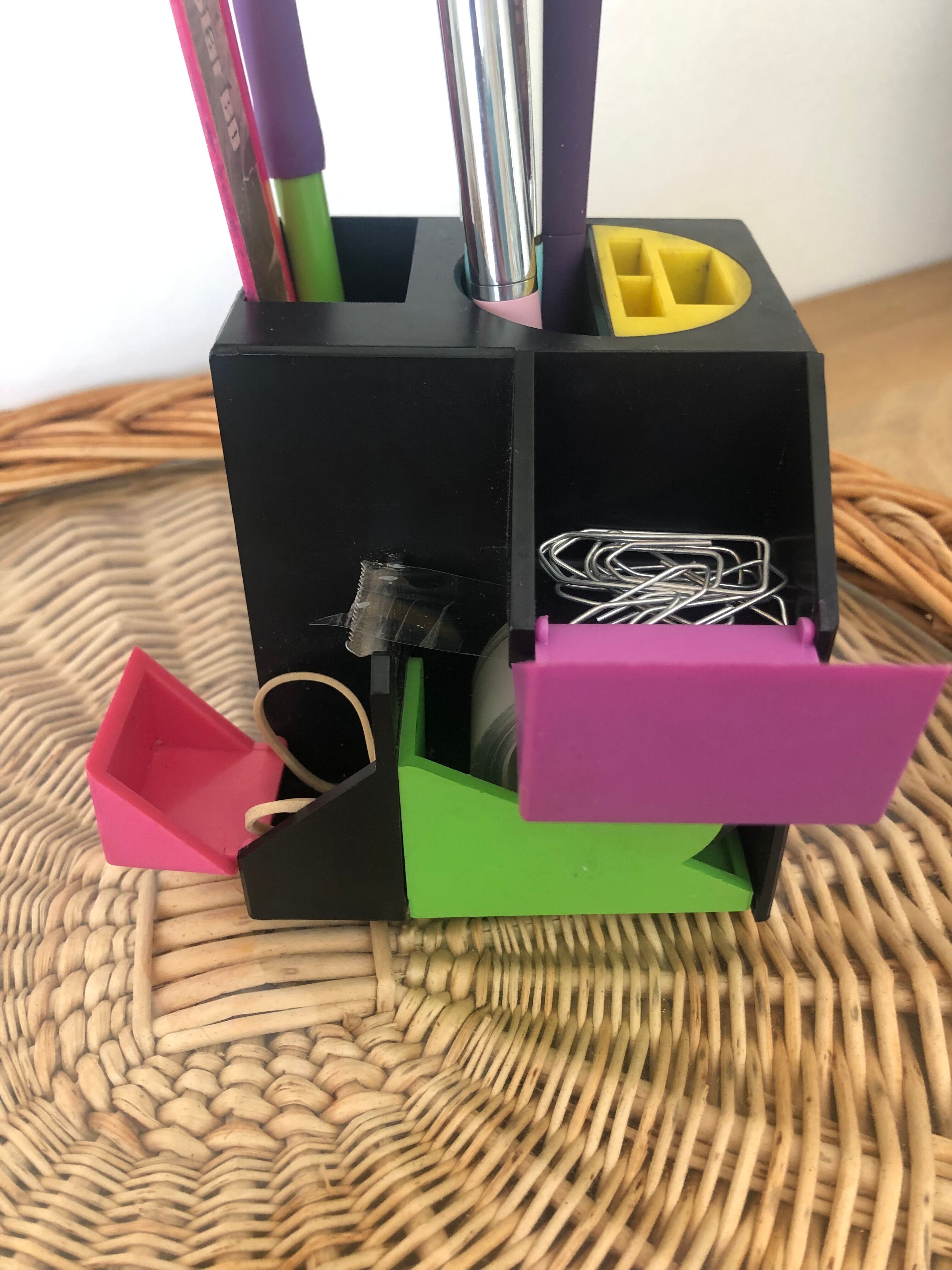 Vintage 80s pencil pot desk organizer