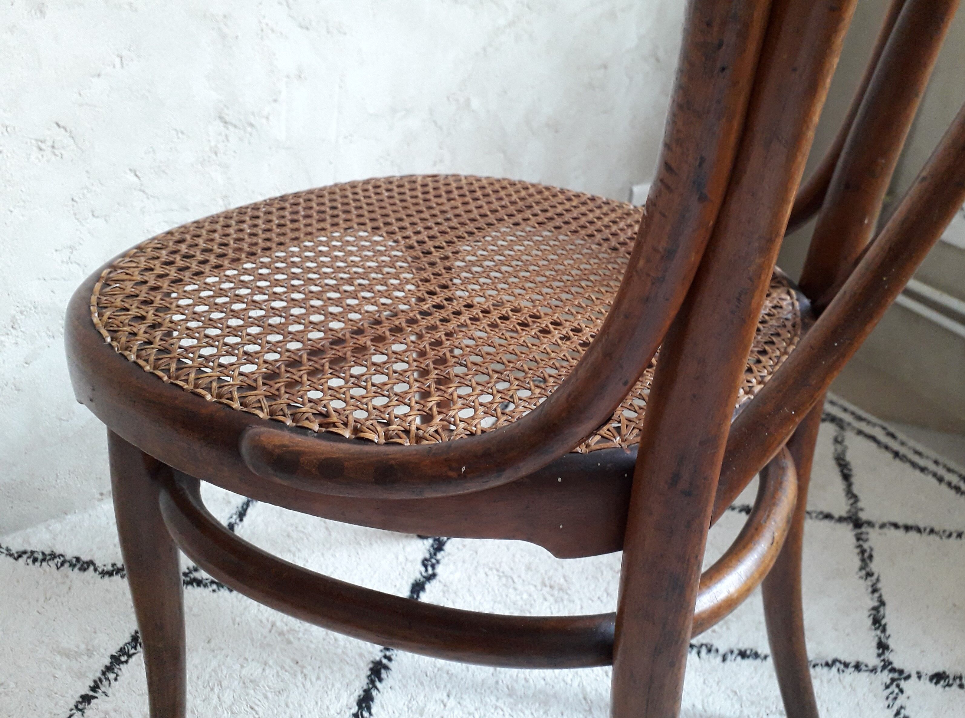 Thonet Chair No. 19 "Engelstuhl