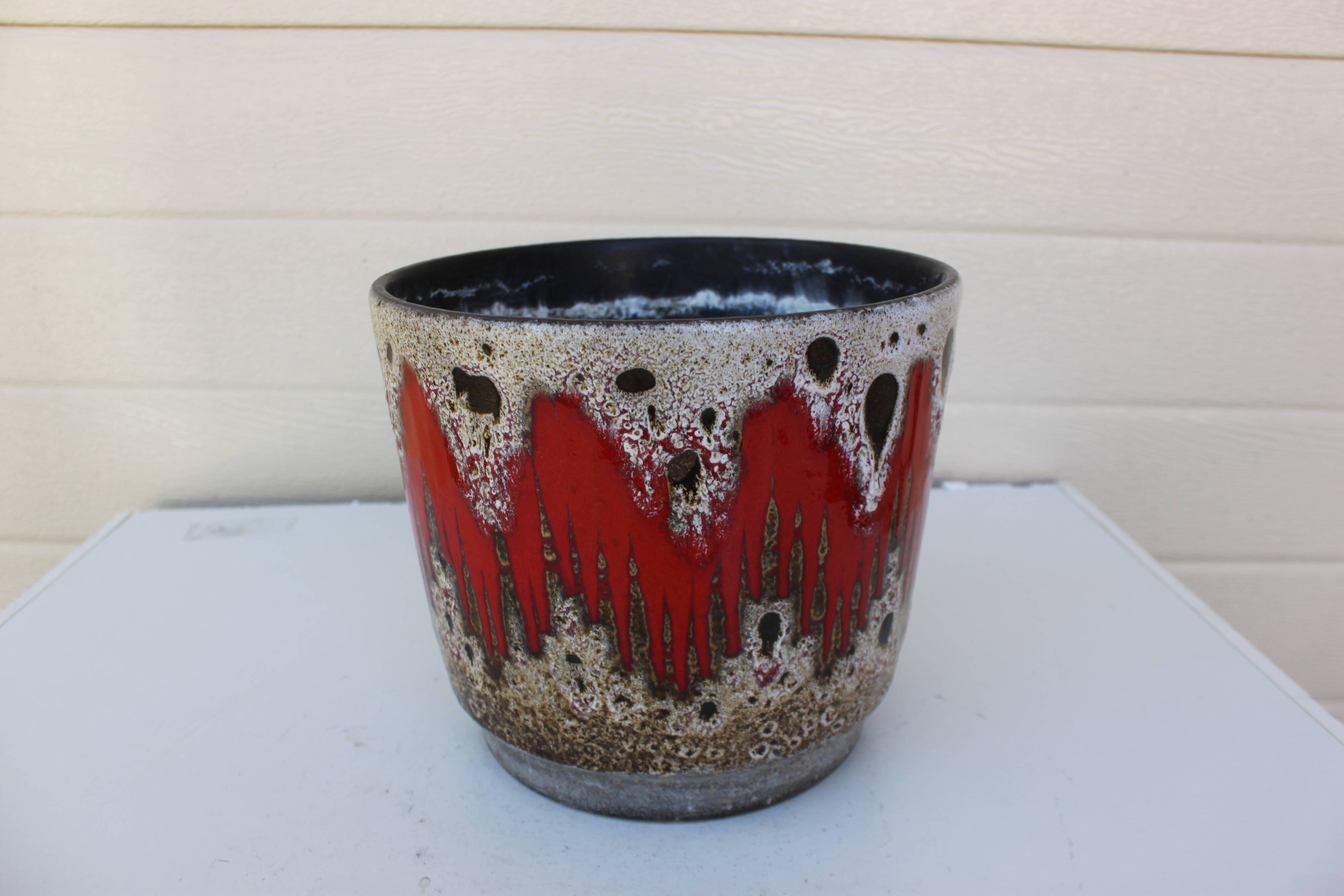 cache-pot 1970 strié rouge