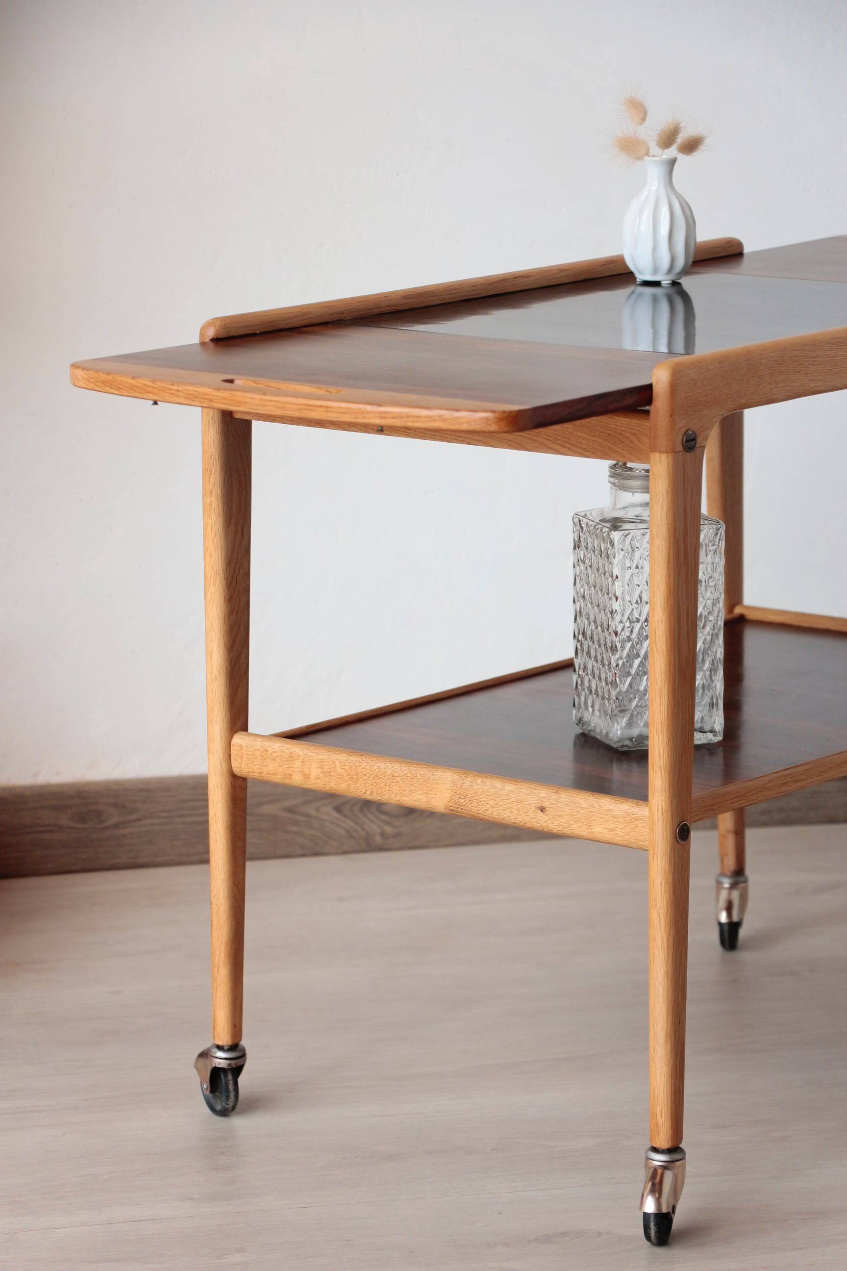 Scandinavian 'Thea' side table in rosewood and laminate, Yngve Ekström