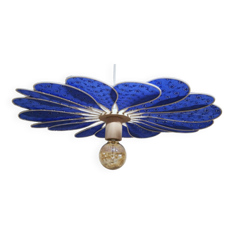 18-petal flower suspension in rattan and English embroidery