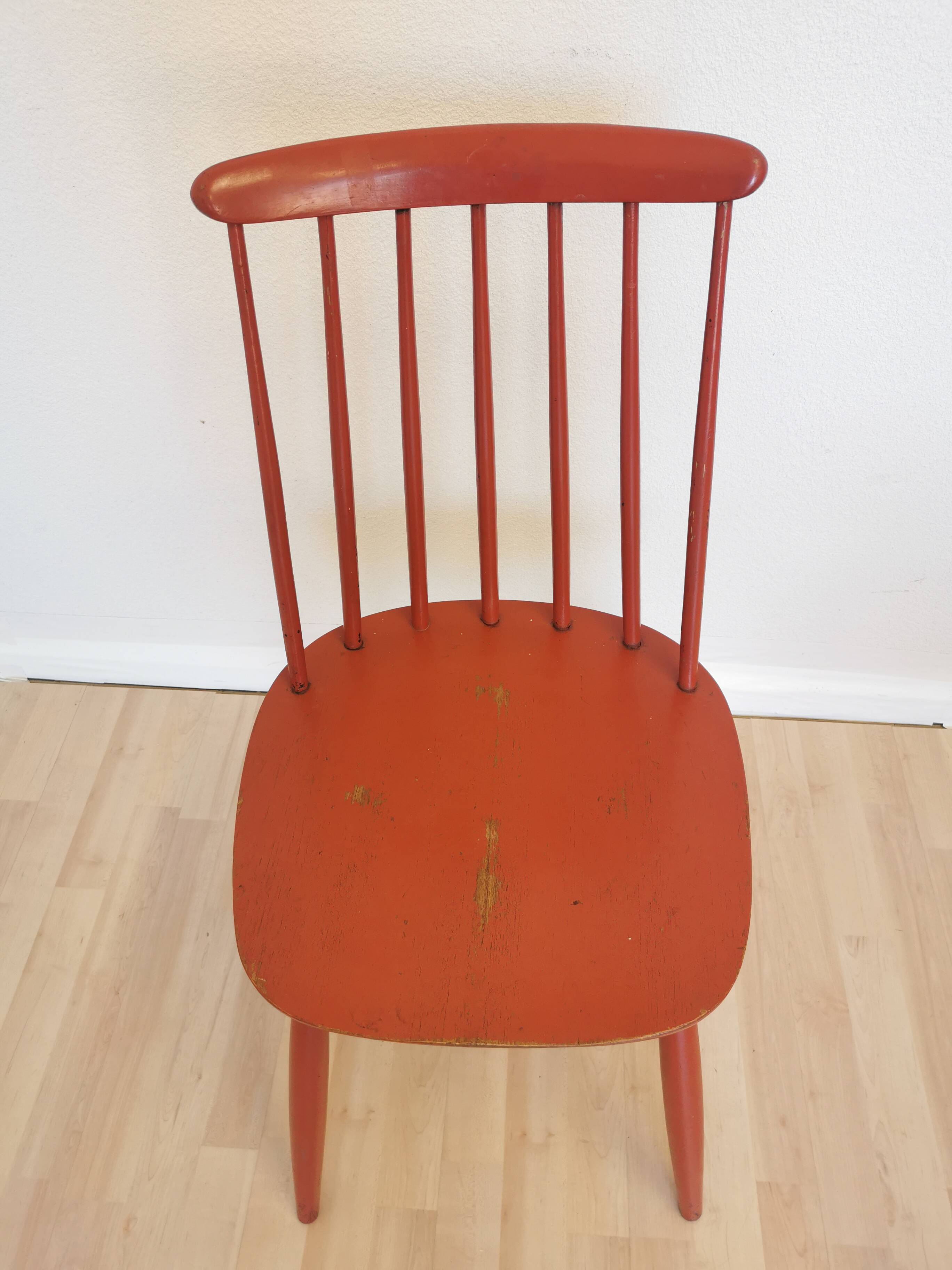 Vintage Coral Red Dining Chair: Ilmari Tapiovaara Style, Stol Kamnik 1960s