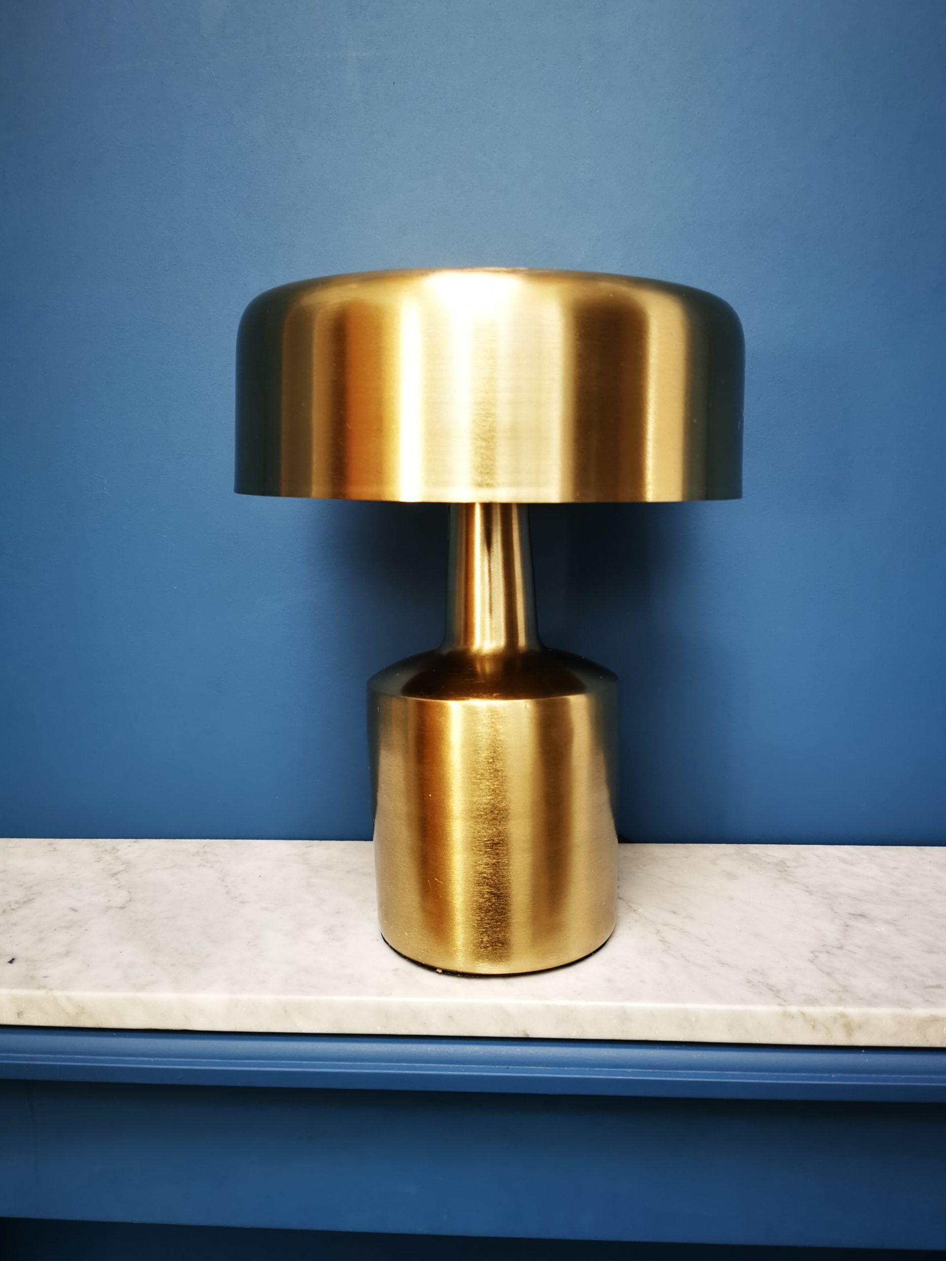 Lampe métal doré