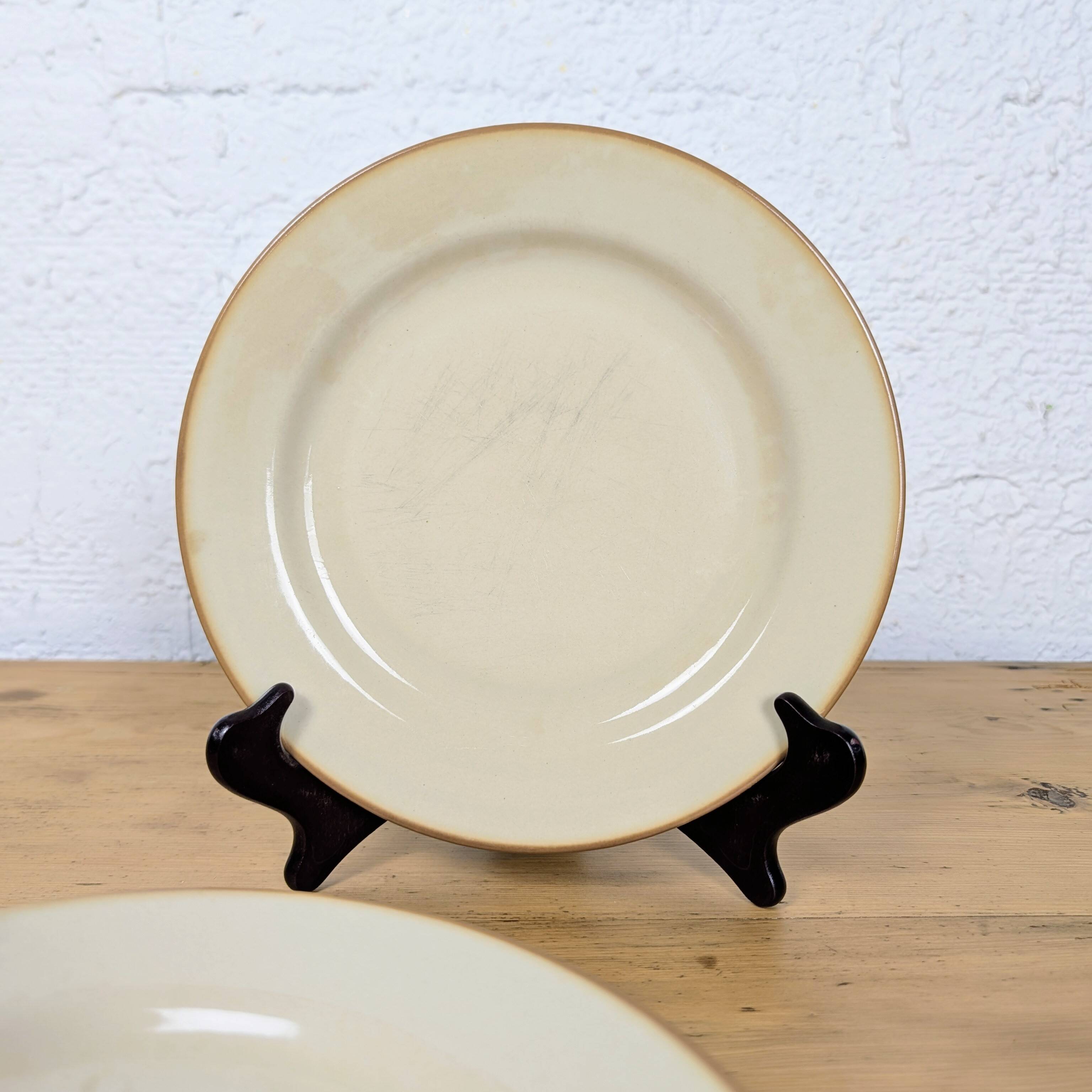 5 assiettes en grès beige - Tulowice Poland