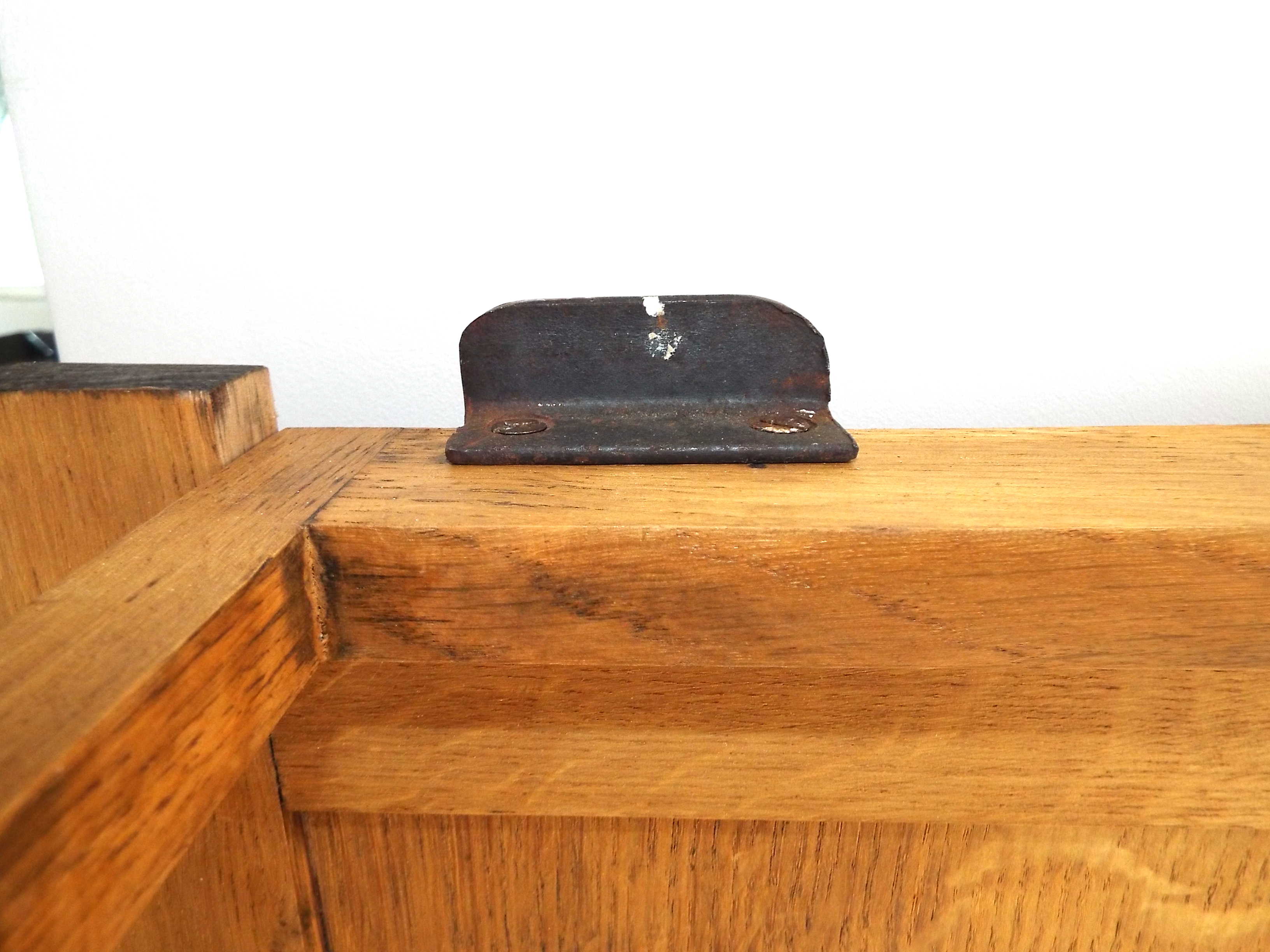 Entrance cloakroom coat rack