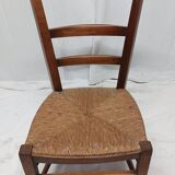 Ancienne chaise de nourrice