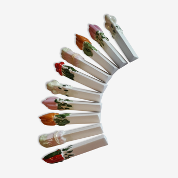 A set of 10 porcelain knife holders decorated "vegetables"