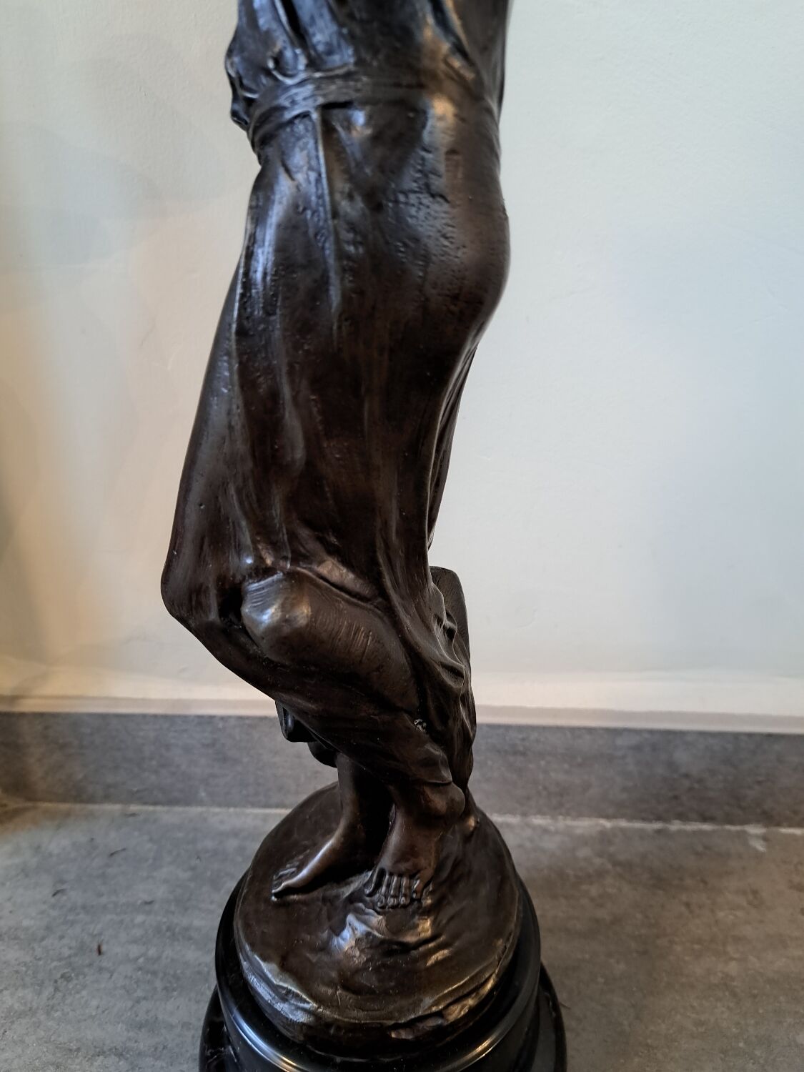 Art Nouveau bronze female sculpture