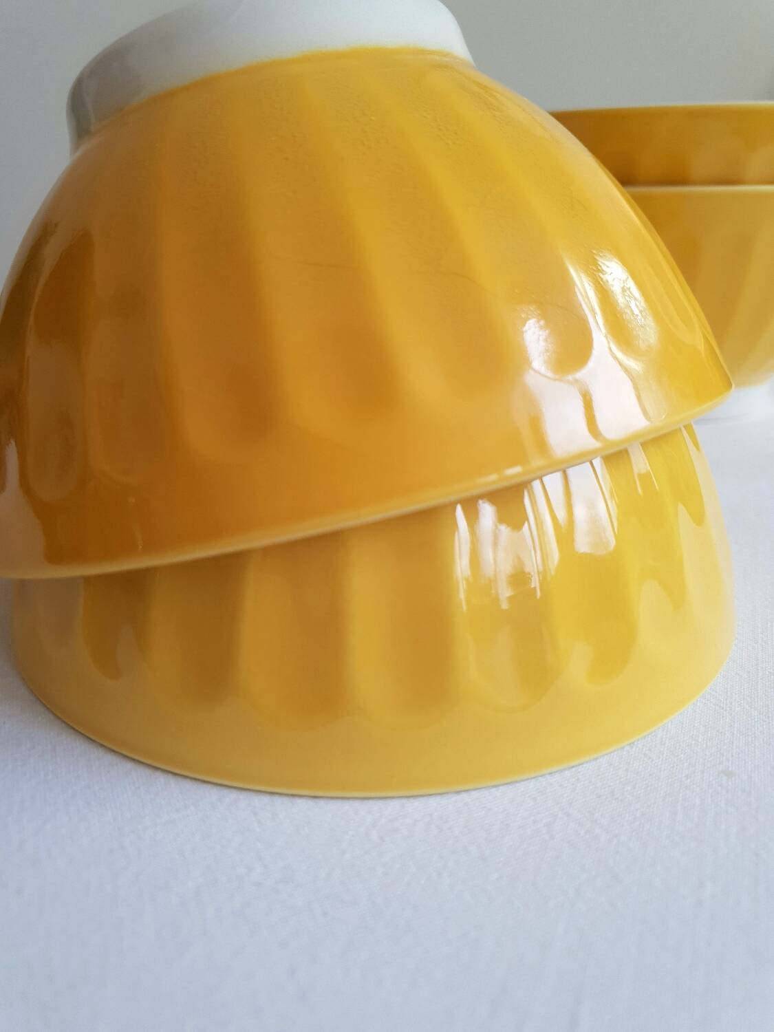 Vintage ceramic bowls