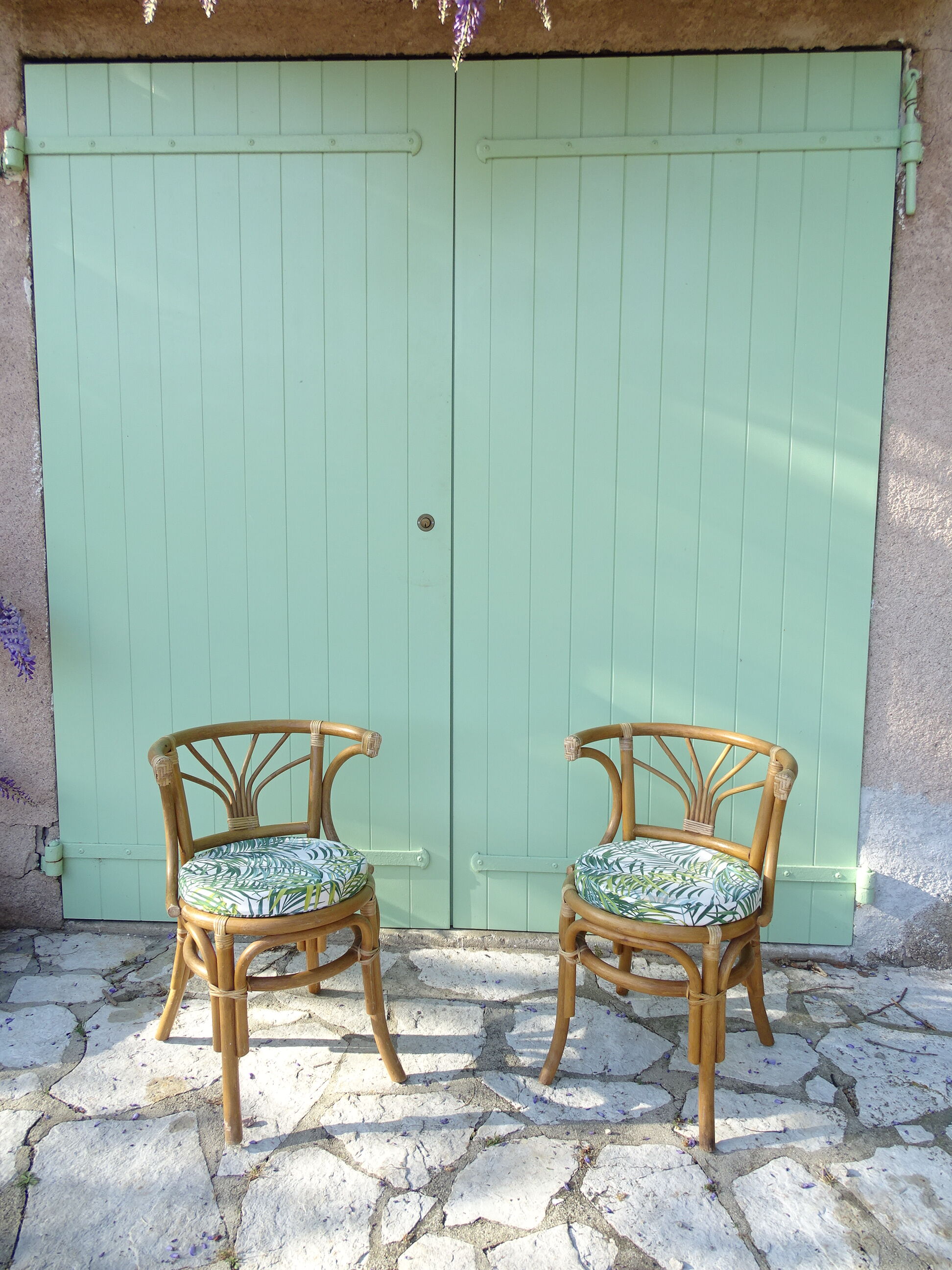 Ensemble table & chaises en rotin