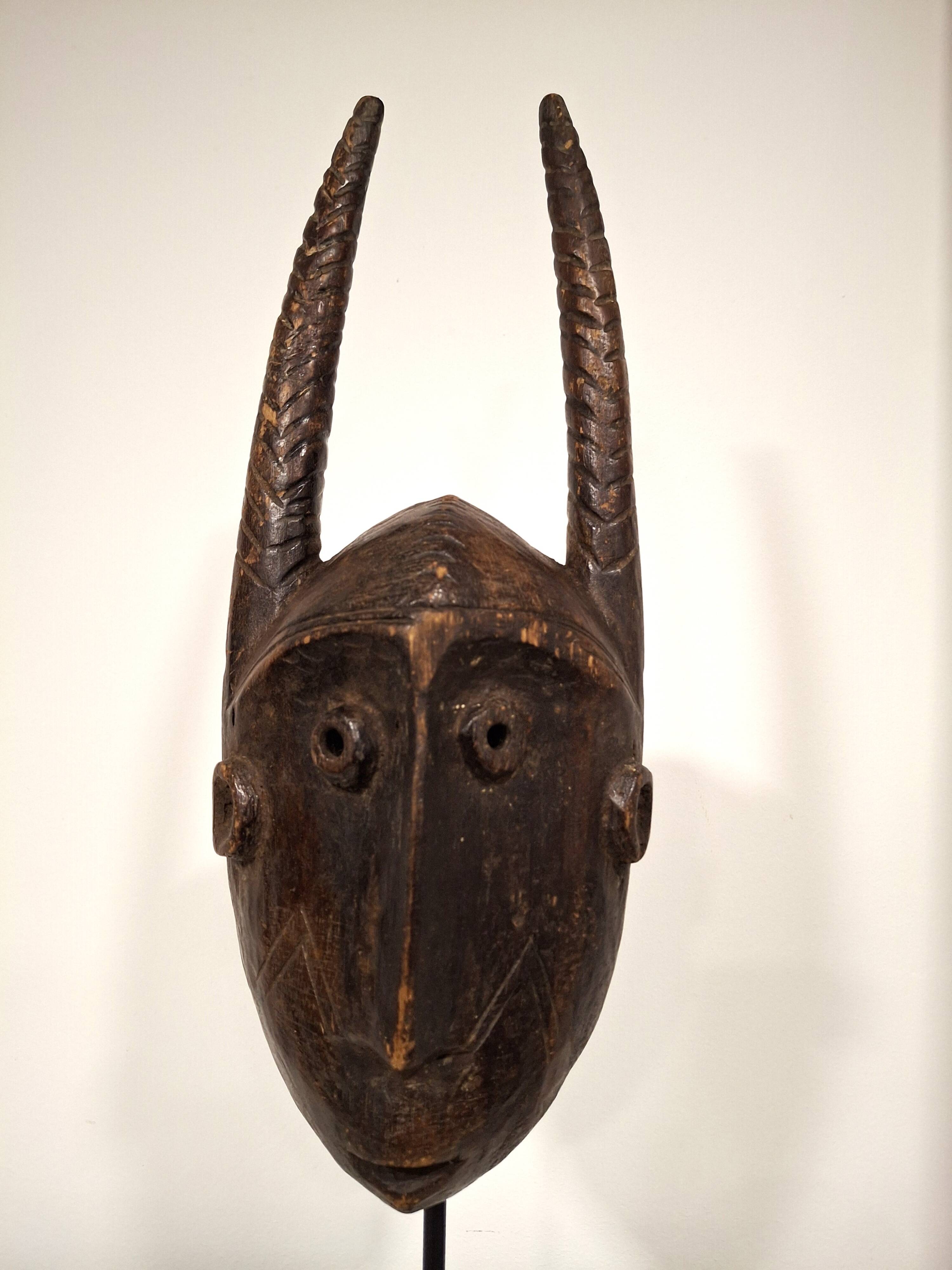 Masque Katanda - Tribu Lega, RD Congo - Milieu du 20e siècle