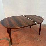 Ole HALD round table model "33" with double extension Denmark 1960