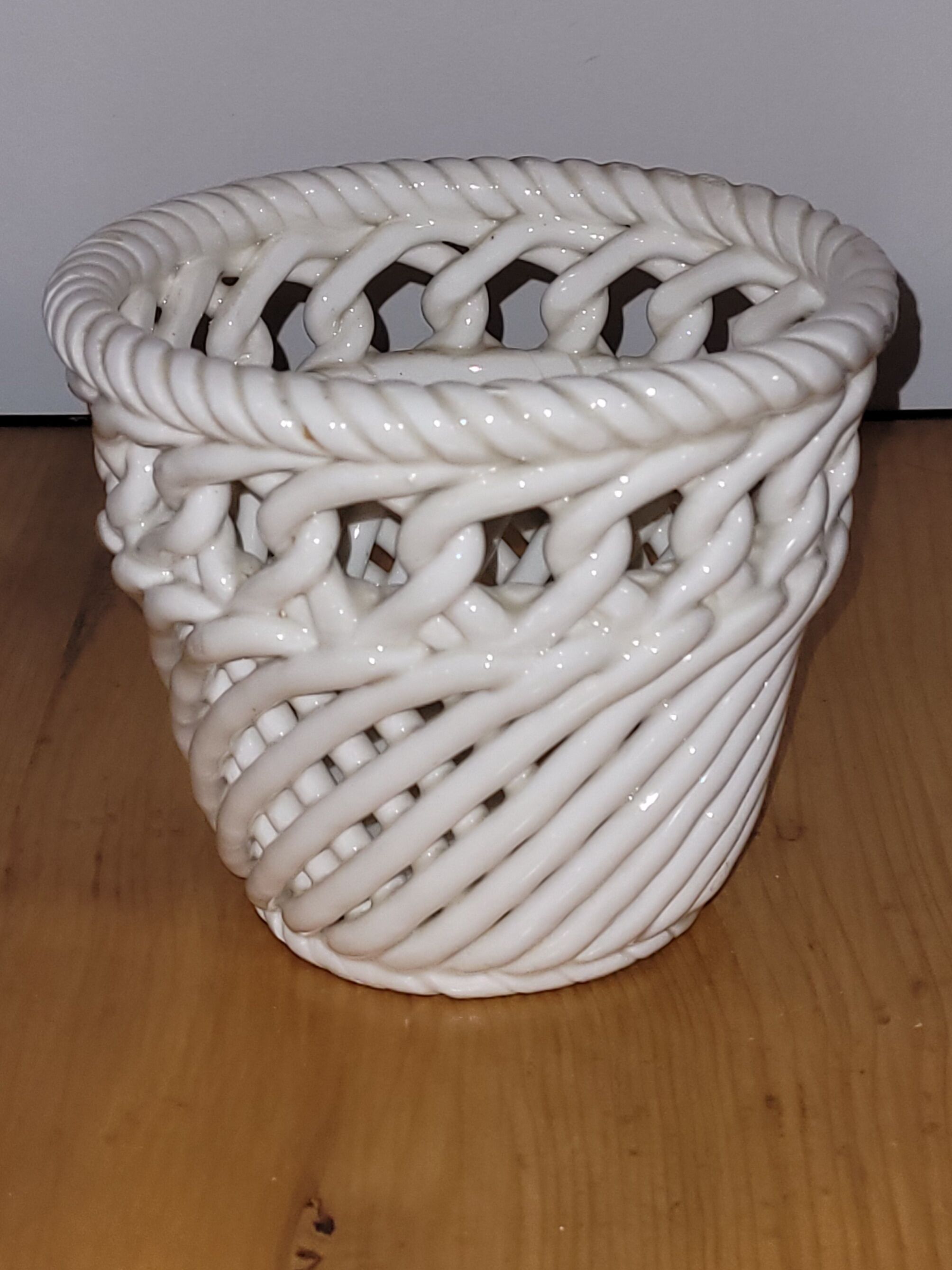 Braided ceramic pot cover - vintage