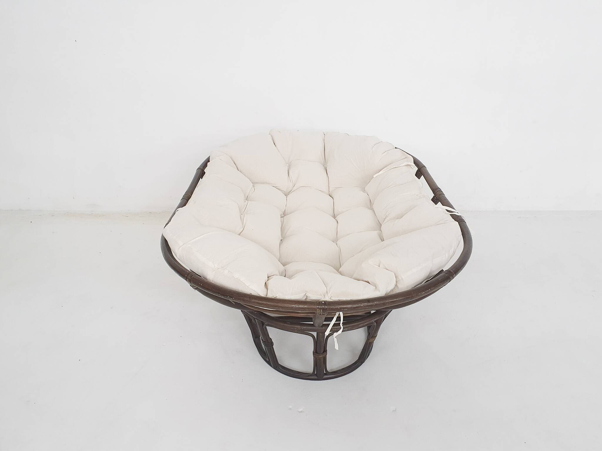 Manou two seater sofa with linnen cushion, The Netherlands 1970's